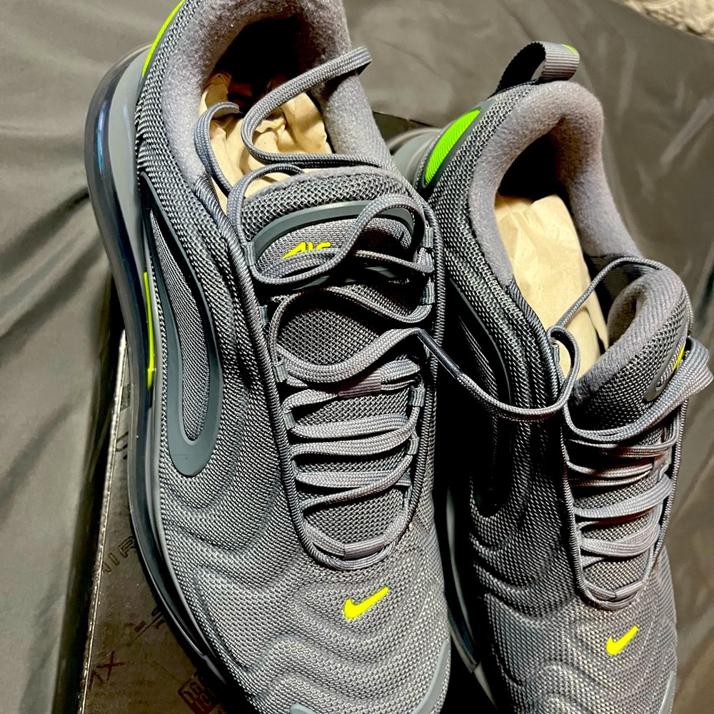 Men’s Nike Air max 720